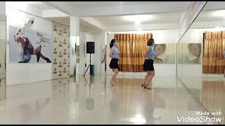 Baby Merry You Bachata Line Dance Demo by Lita mei & Hui Ling