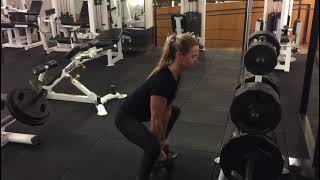 Ilaria's Workout: Kettlebell Deadlifts