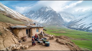 You Won't Believe What Afghan Nomads Cook in the MIDDLE OF NOWHERE