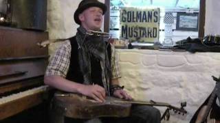 Tom Dale (Dusty Road)