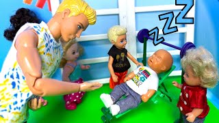 FELL ASLEEP IN PHYSICAL EDUCATION CLASS😴🤣🤣 FUN SCHOOL Katya and Max stories about Barbie dolls an...
