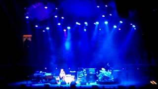 Phish 11/24/2009 Philly - A Day in the Life (encore)