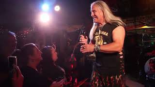Aunt Betty dropped Ozzy Osbourne’s “Crazy Train” live at Bud's Sports Bar, Chattanooga, TN