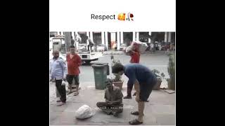 kindness is the best form of humanity ❤ 🥰                                 this video made my day🥰🥀