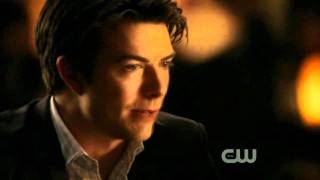 Nikita 1x12 - Free - Nikita kisses Ryan