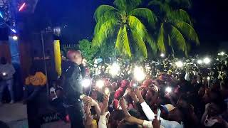 YÈSWA KING STREET BOULE LAZIL PLAT.. MEN NOUVO YIT MOMAN