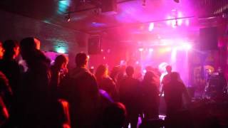 Free Minds Rising - Craze Me Rhythmic (live at Cozmic Cafe)