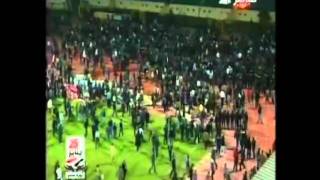 Kerusuhan Sepakbola di Mesir Menewaskan 73 Orang - Februari 2012
