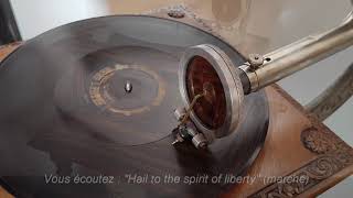 Phonographe Pathéphone modèle N°12