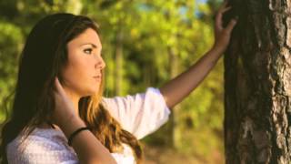 Canon 5D Mark III Model Video