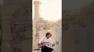 نوازندگی آقای علی قمصری در معبد آناهیتای کنگاور