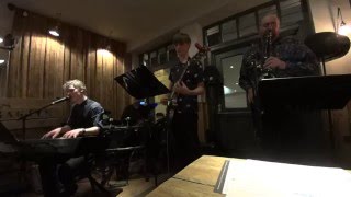 Bourbon Smokehouse Aint Misbehavin