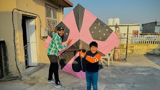 We fly world largest Kite 🪁😱 || Basant manai hmm ny 😳 || Ali ny kites 🪁 urai 😳 ||