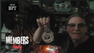 Spahn's Ranch / Grave Decorations X-mas