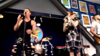 According2g.com presents "Comfortably Numb" (Live, Acoustic) by Scissor Sisters at Amoeba