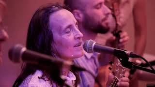 Radha Rani Ki Jay - Skywater Kirtan Band at Om Shala Yoga Studio 18.08.2018