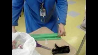 How to Make Plarn (Plastic Yarn)