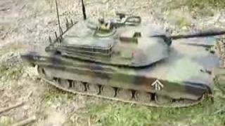 RC M1A1 Abrams Tank 1/16th