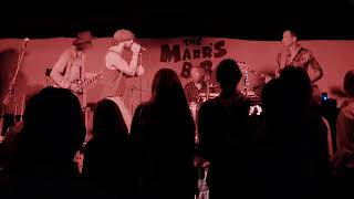 Remi Harris ft. David Small Bullfrog Blues medley at The Marrs Bar Worcester 17.7.25