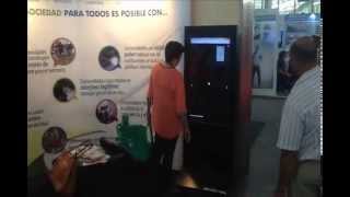exhibición tótem en el foro urbano mundial (WUF 7)