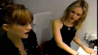 Veruca Salt 1997 interview part 2, Nina and Louise get a manicure!