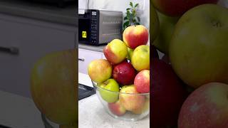 HOW TO MAKE APPLE JUICE AT HOME ASMR #asmr #juicing #shortsfeed