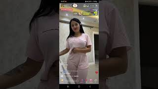 MELEK AZAD FARKLI SEYLER YEMEK İSTİYORUM...