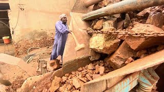 “Unstoppable Rock Crusher: Smashing Giant Stones with Brutal Force #stonecrusher