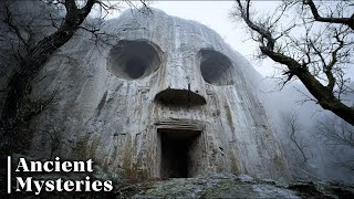 3 Hours of Bizarre, Unexplained Archaeological Mysteries Impossible To Ignore
