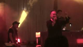 THIEVERY CORPORATION - Vampires /The Heart's A Lonely Hunter [medley] [Live At THESSALONIKI]