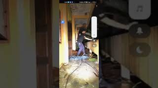 nampak langsuir dia berjoget.. nampak penanggal lari mencicit.. bhahahah