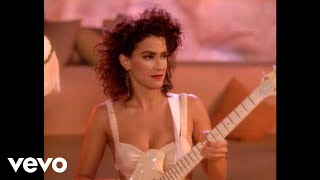Wendy & Lisa - Waterfall