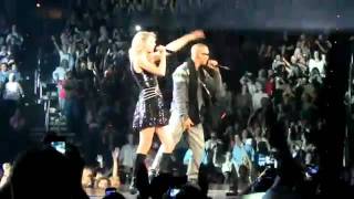 Taylor Swift Brings Out T.I. To Perform Live Your Life During Her Concert In ATL