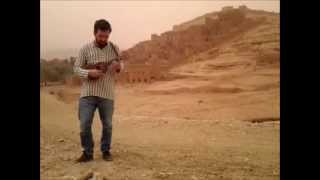 Ukulele songs - UK Alien rocks the Kasbah