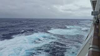 North Atlantic waves during transatlantic crossing