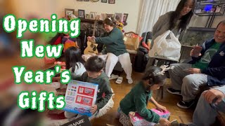 Opening Presents On New Year’s Day | annasworld