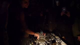 Ende Tymes 13 :: JHK & Neuter