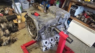 M113 engine rebuild - Part 14 - Installing oil sump’s Oil filter housing and Flexplate