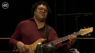 Live Jazz Groove – Bounce | Mark Whitfield feat. The Brothers & All-Star Band