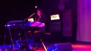 Vanessa Carlton - House Of Seven Swords (Live at Home Bar - Live Rock Music)