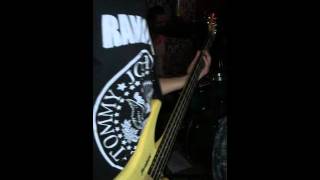 Riff Storm - I Believe in Miracle (Ramones)