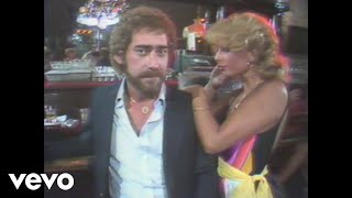 Earl Thomas Conley - Somewhere Between Right and Wrong (Official Video)