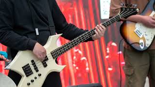 Fit For A King - Hollow King (Sound of The End) (bass backing track)