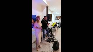 "Как быть " 🤔💚 песня А.Серова, кавер типа...🎤🤗 #stream #серов#music #singer