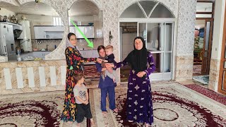 Hajar and her sons' trip to the city: Trying to get the lawyer's money