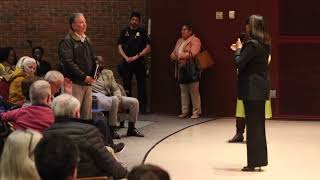 Rep. Jahana Hayes pushes back on local MAGA lecture on budget cuts & flood response
