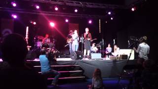 Laura en Inge - Oceans (World Servants Festival 2015)