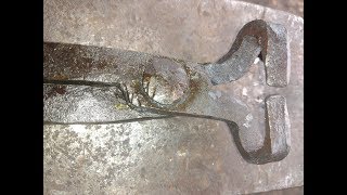 Forging Monkey Tail Tongs