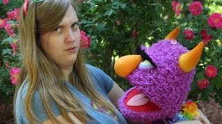 Living With Larry: Free Hugs