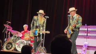 Lagrange - Billy F Gibbons and the BFG’s